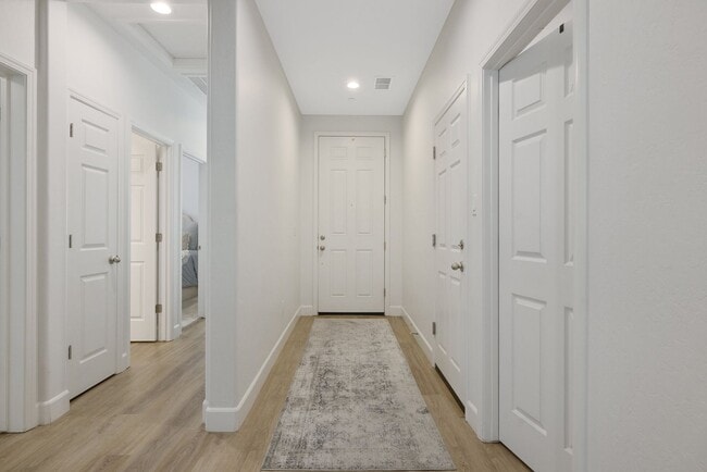 Building Photo - Coming Soon!