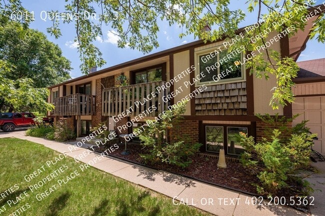 Building Photo - 6011 Queens Dr