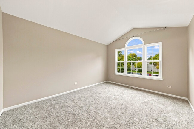 Building Photo - 24 Cedar Grove Ct