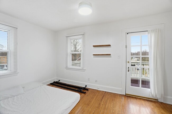 Building Photo - 2 Bed 2 Bath in Oakley!