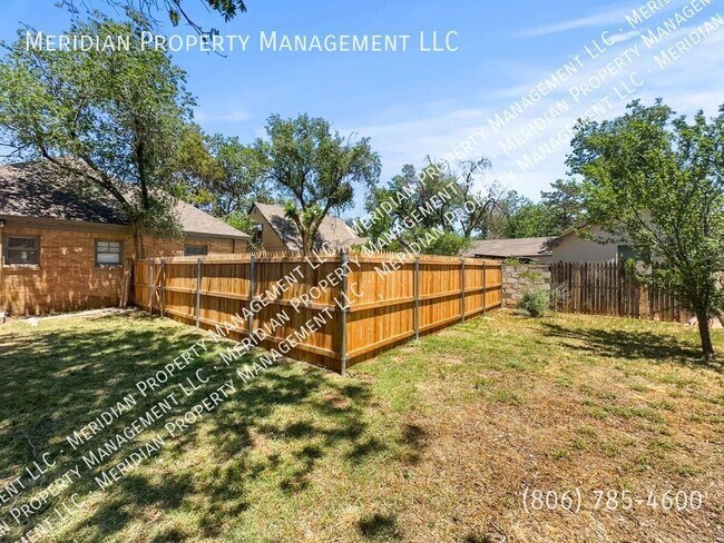 Building Photo - 2005 16th St