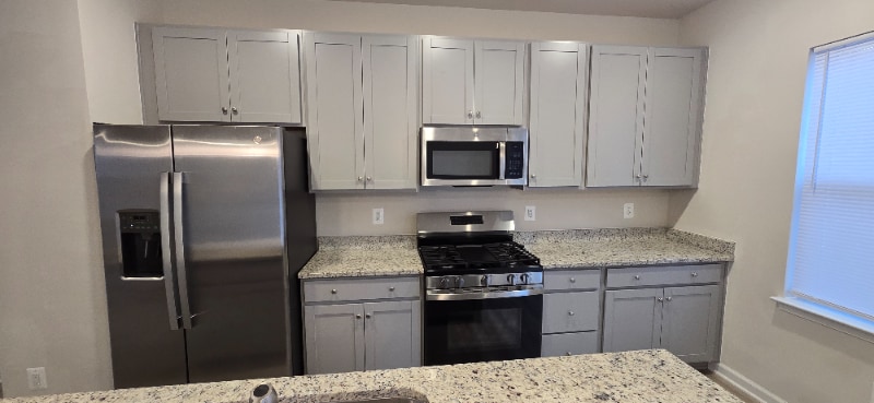 Building Photo - 8753 Whitman Dr