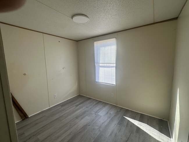 Building Photo - 7410 Olin Rd