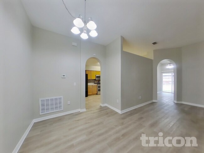 Building Photo - 4401 Reynolds Ridge Ct