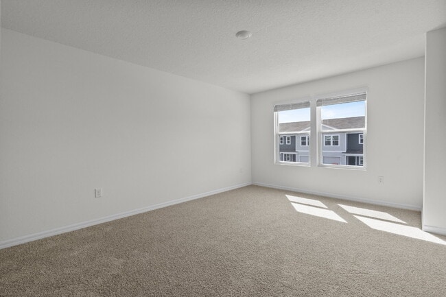 Building Photo - "Spacious 3-Bedroom Townhouse in Ocala wit...