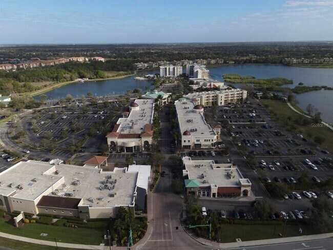 Building Photo - 7710 Lake Vista Ct