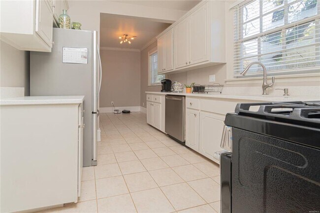 Building Photo - Home for Rent in Cloverdale