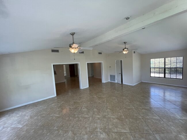 Building Photo - 900 Avenida De Leon