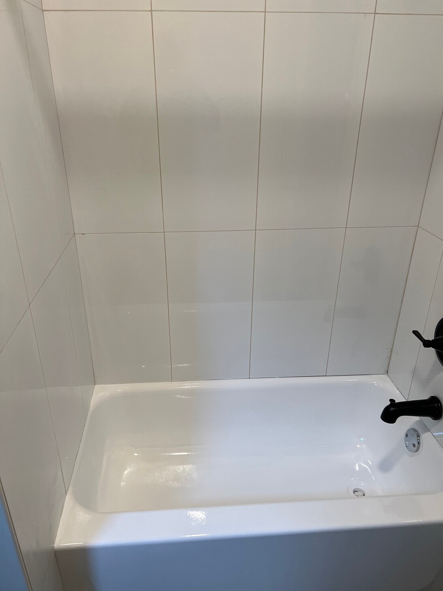 Building Photo - 15 William St