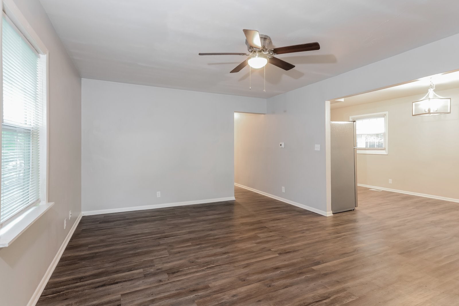 Building Photo - 1933 Dequincy St