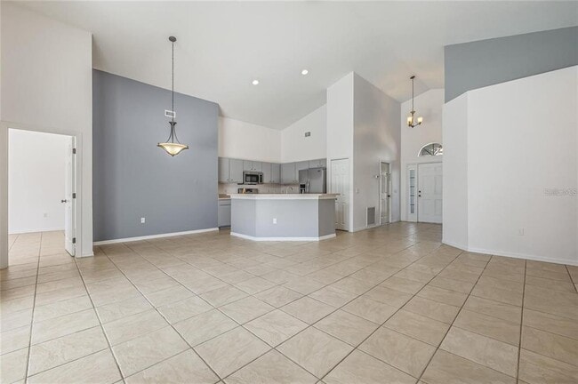 Building Photo - 520 Hollinghead Loop