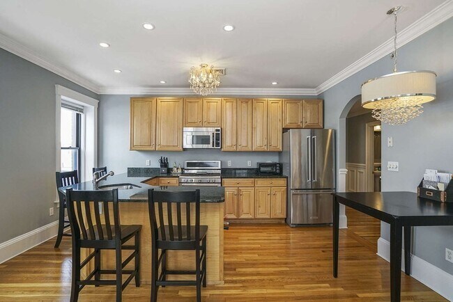 Building Photo - 278 K St