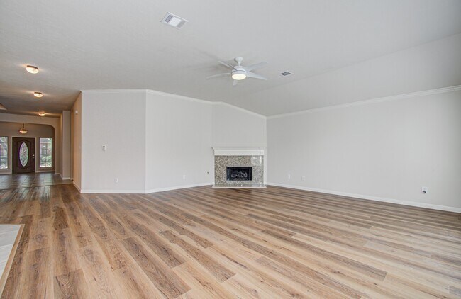Building Photo - 17611 Emerald Garden Ln