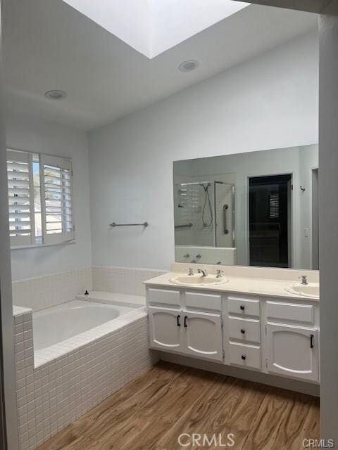 Building Photo - 2300 Maple Ave