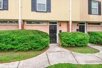 Building Photo - Don’t Miss Out! Look, Lease, and Live Specials EXTENDED to January 31st!