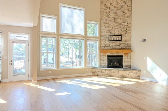 Building Photo - 8040 Scenic Ridge Wy