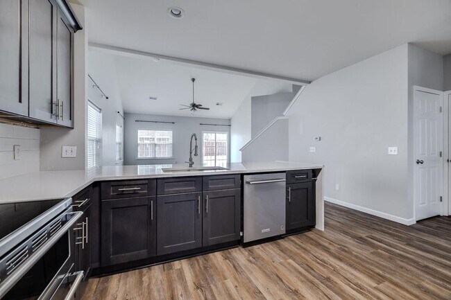 Building Photo - 316 O'Hara Dr