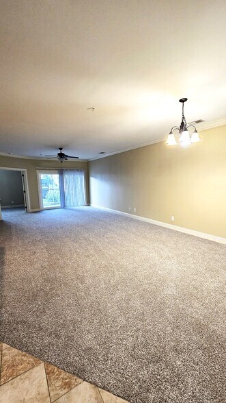 Building Photo - 118 Ella Kinley Cir