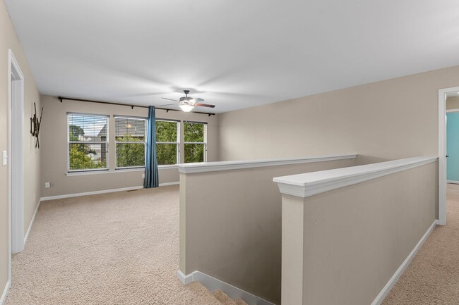 Building Photo - Stunning Former Display Home on a Quiet Cu...