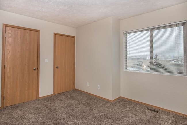 Building Photo - Shebal Townhomes in Harrisburg