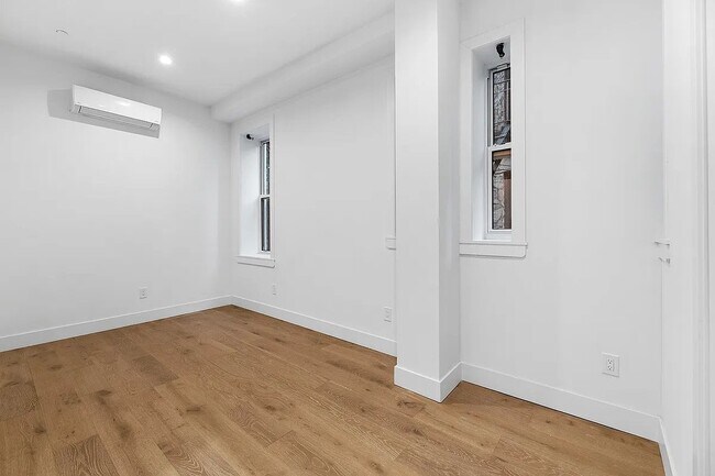 Building Photo - 155 Rivington St