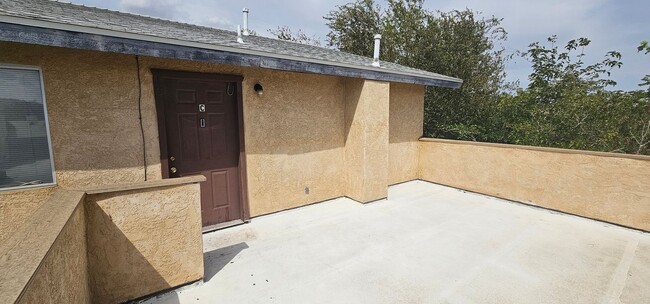 Building Photo - PLACE-NOR712