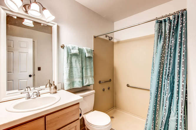 Building Photo - 286 S Madison Ave