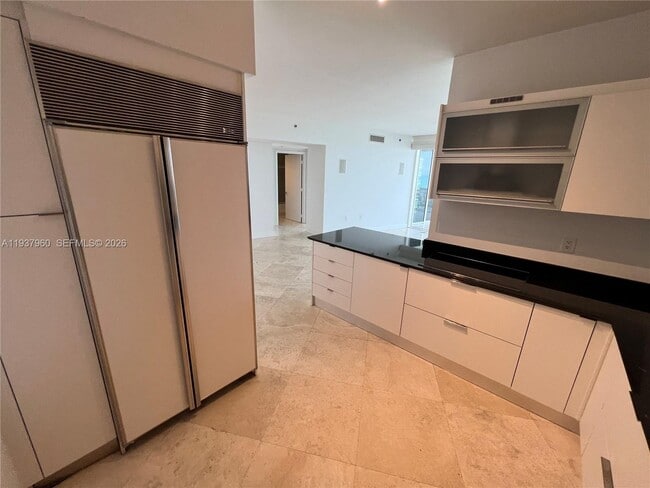 Building Photo - 400 Alton Rd