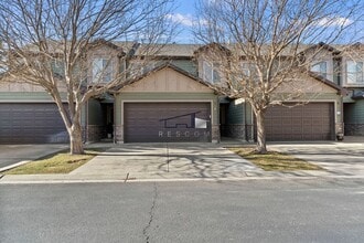 Building Photo - 2071 W Madie Ln