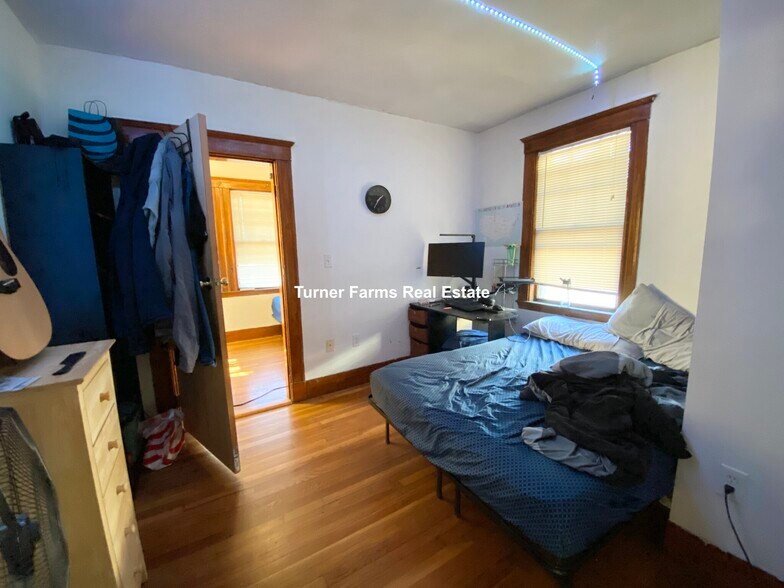 Building Photo - 230 S Huntington Ave