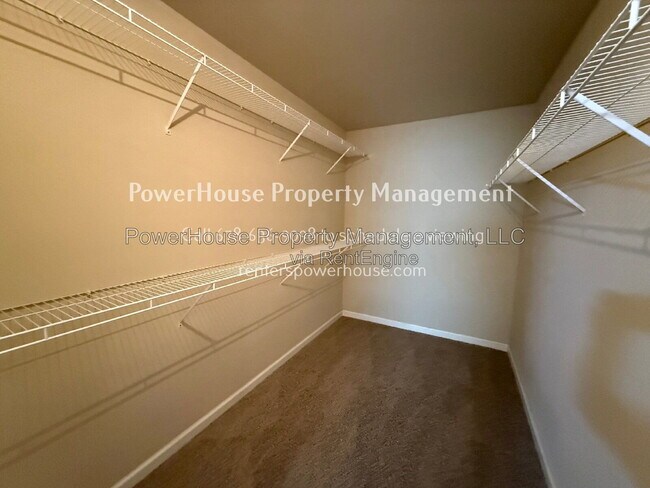 Building Photo - 1045 Township Cir