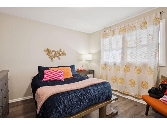 Building Photo - 3513 Emerson Ave S