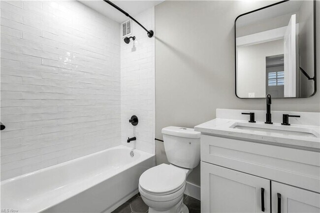 Building Photo - 254 - Whitman