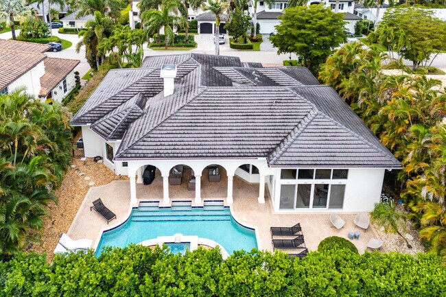 Building Photo - 2166 W Silver Palm Rd