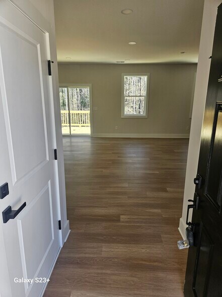 Building Photo - 700 Torwood Dr