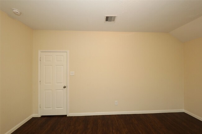 Building Photo - 21430 Palma Grove Way