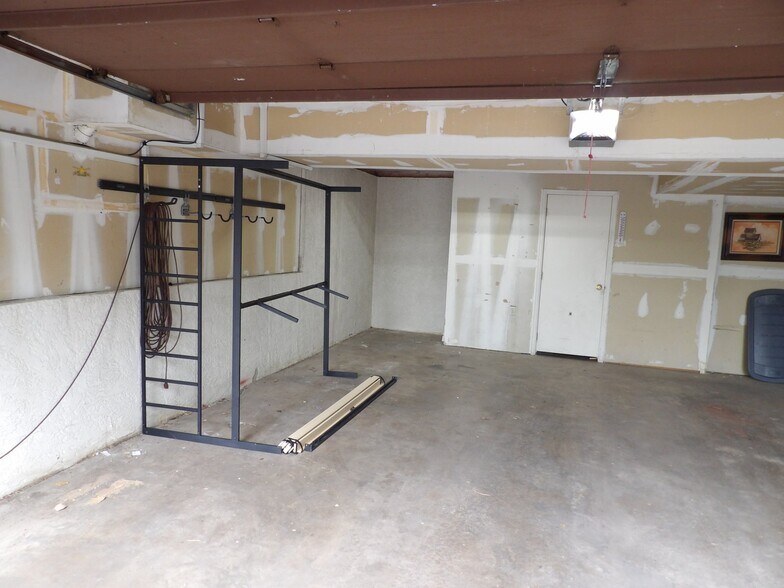 Building Photo - 3315 Capstan Way