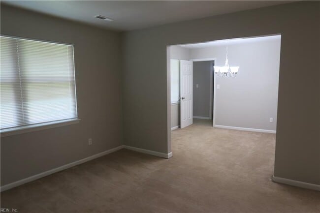 Building Photo - 517 Norman Ln