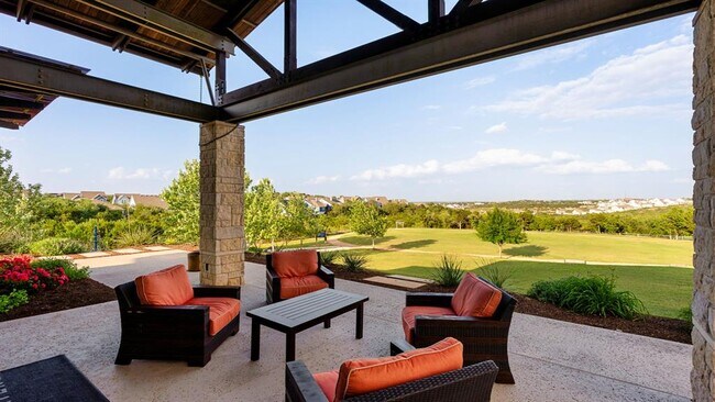 Building Photo - 595 Dayridge Dr