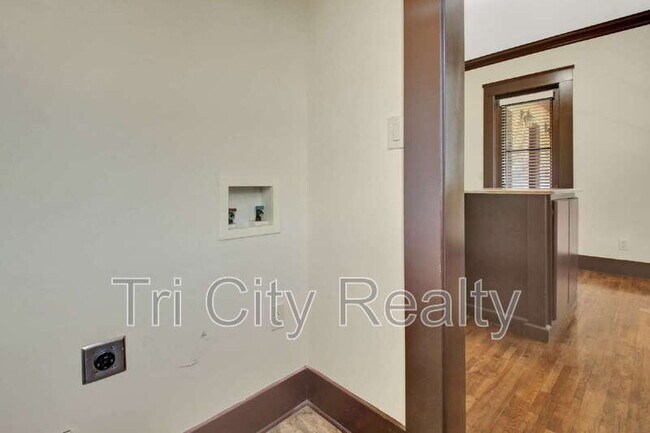 Building Photo - 250 Moss Creek Walk