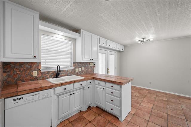 Building Photo - 1110 Fairhaven Dr