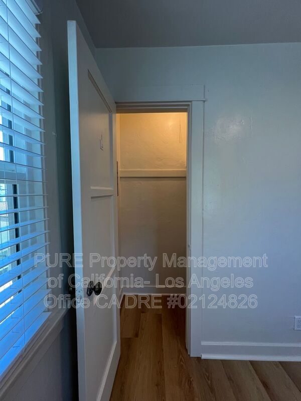 Building Photo - 625 W 23rd St