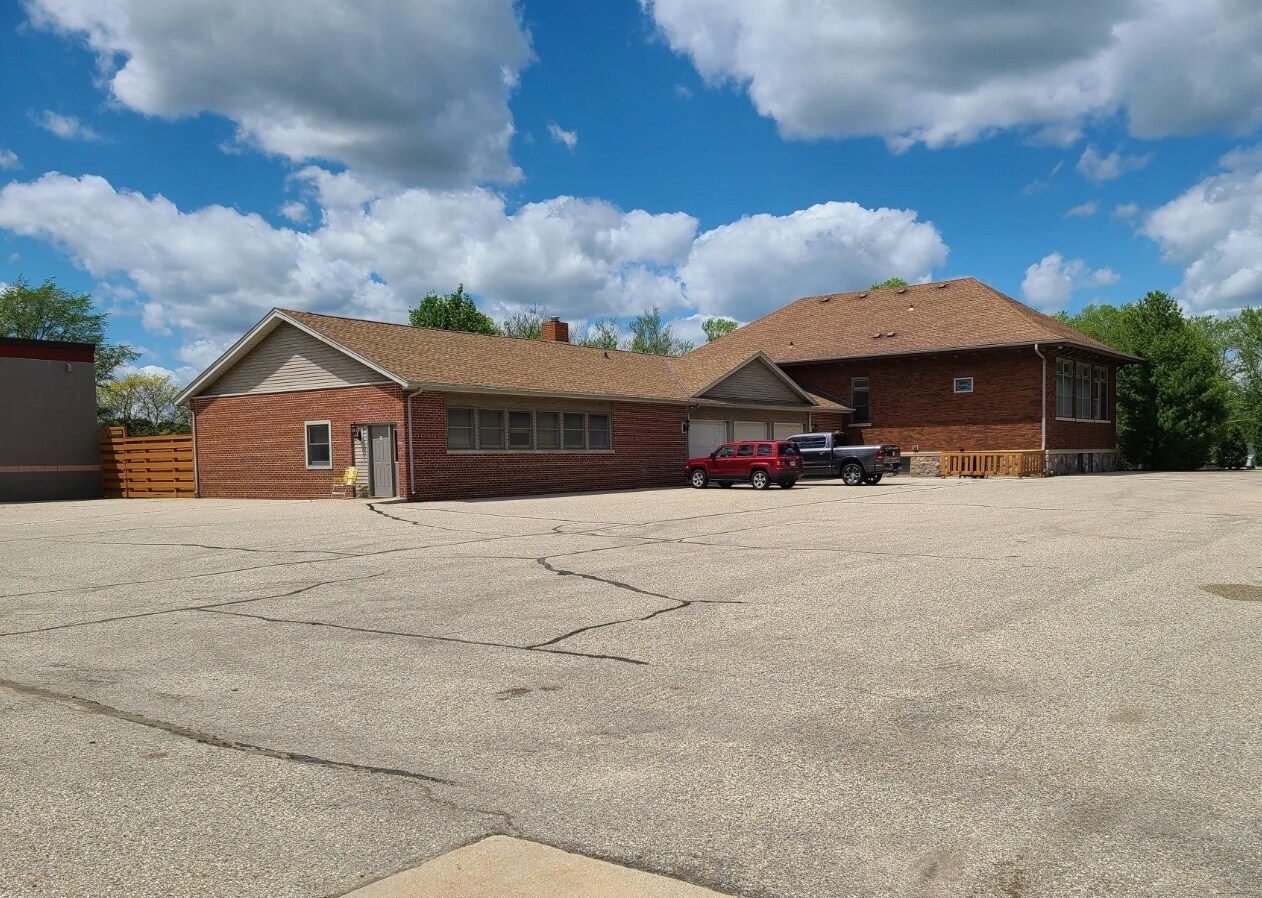 Main Parking Lot - 247 W Main St