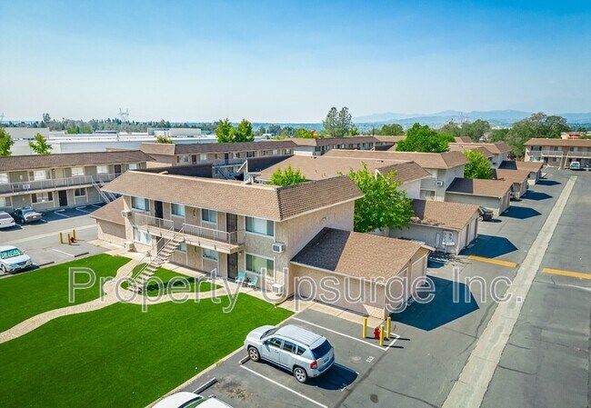 Building Photo - 1230 Canby Rd