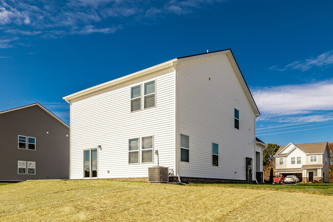 Building Photo - 616 Emerson Ln