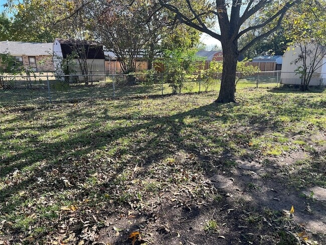 Building Photo - 1113 S Idlewild Dr