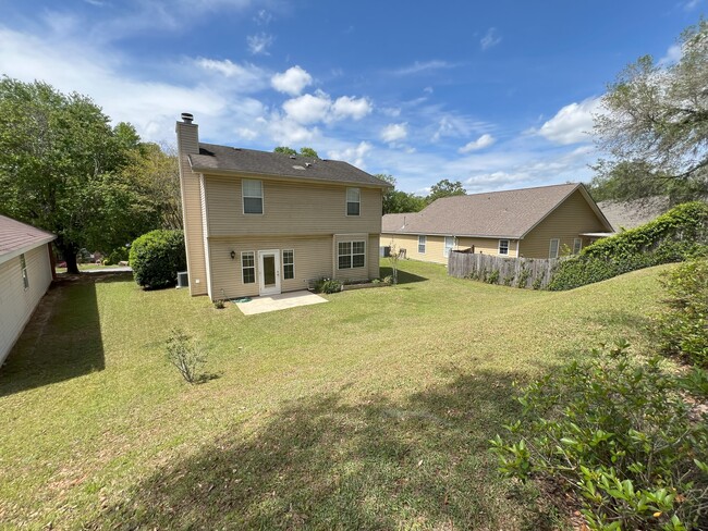Building Photo - 1517 Applewood Way