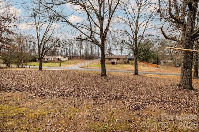 Building Photo - 24752 Kates Dr