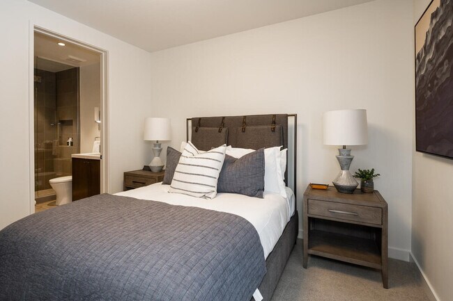 Building Photo - 5 Thistle Way