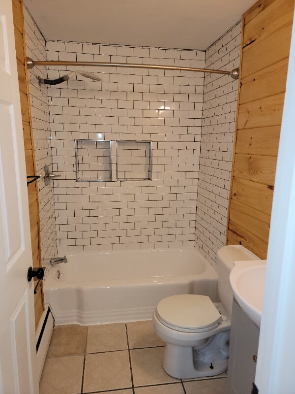 Building Photo - 2339 Boas St